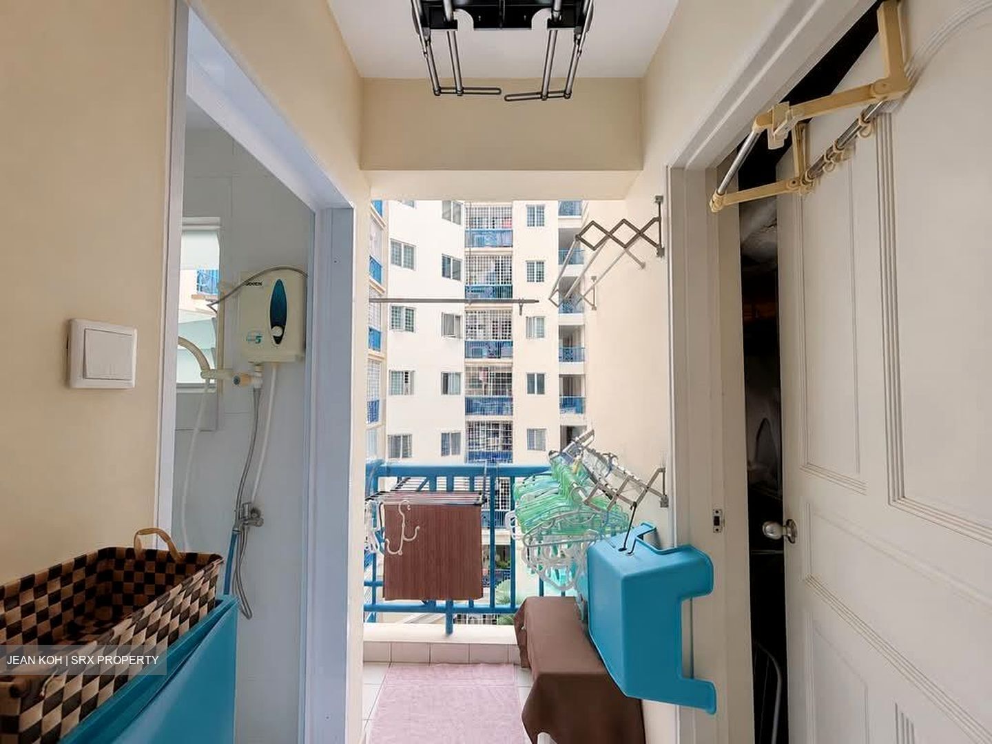 Melville Park (D18), Condominium #591159401